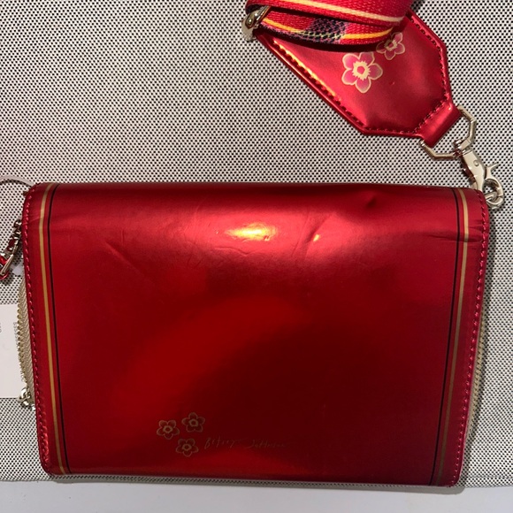 Red Designer Women's Bag Betsey Johnson Pretty Crossbody Bag - NWT - Picture 13 of 16